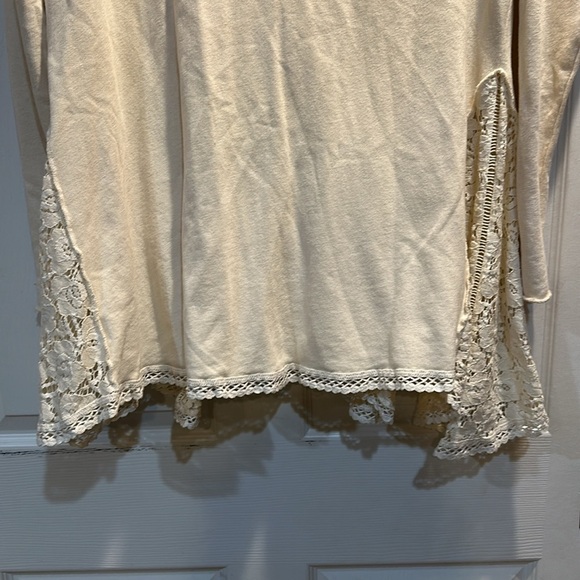 Free People Cream No Frills Oversized Lace Insert Tunic Sweatshirt M - Picture 7 of 9
